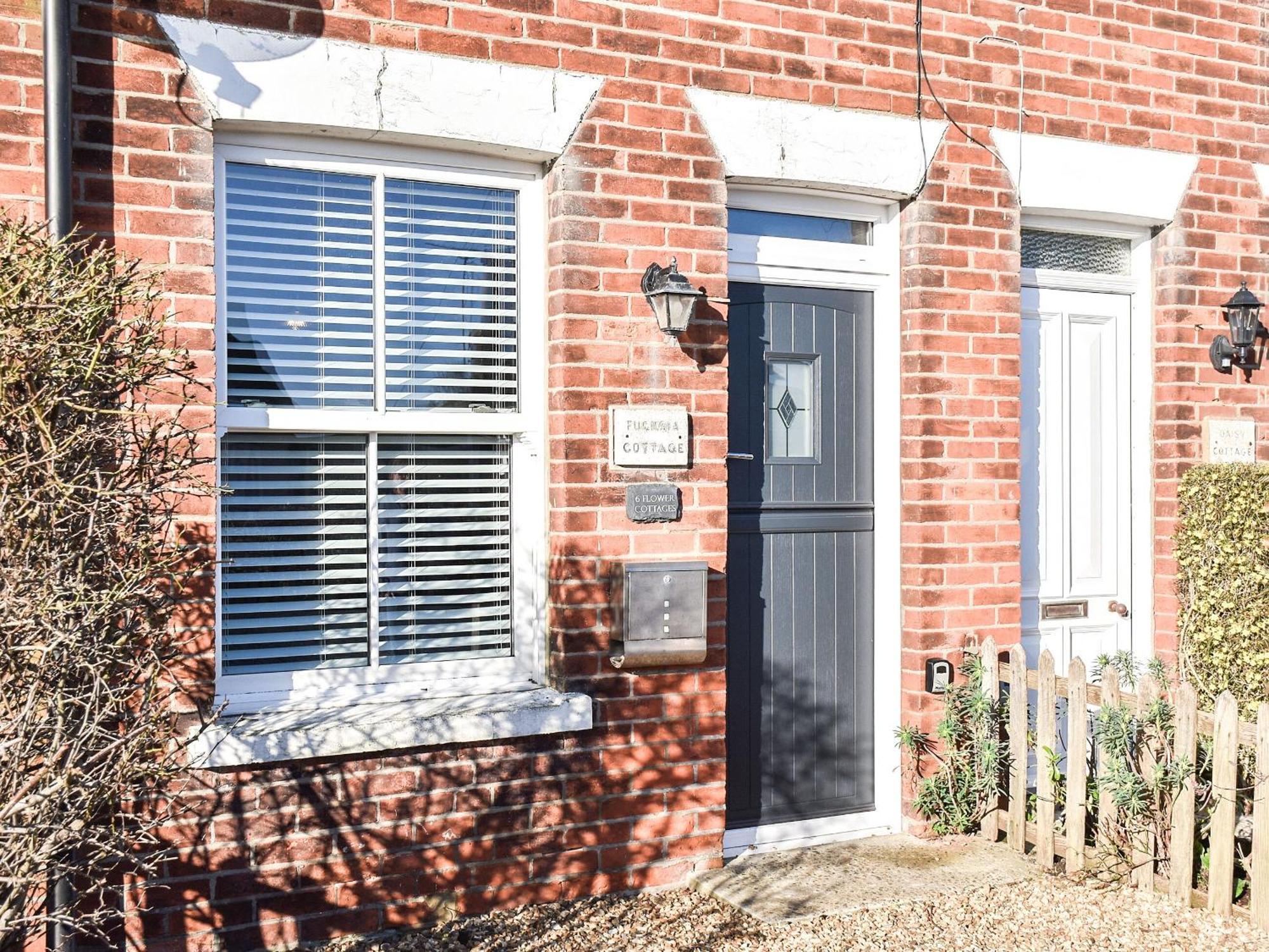 Fuchsia Cottage Sea Palling ภายนอก รูปภาพ